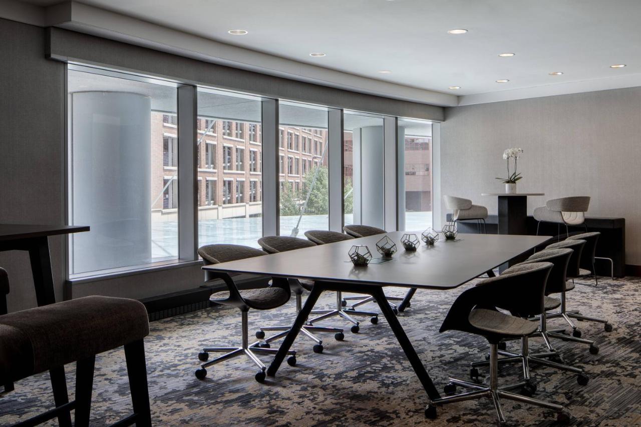 Jw Marriott Grand Rapids Hotel Екстериор снимка