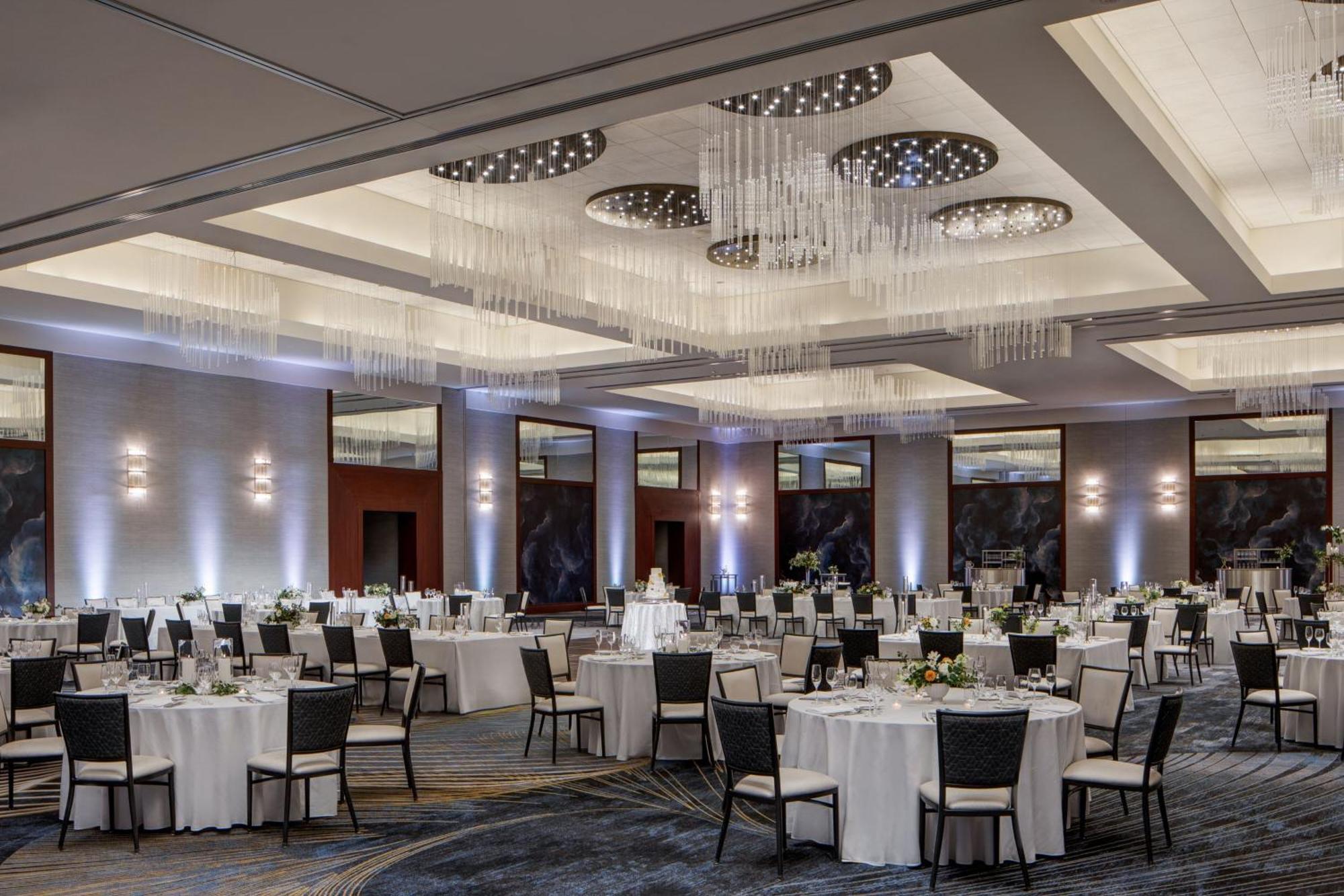 Jw Marriott Grand Rapids Hotel Екстериор снимка