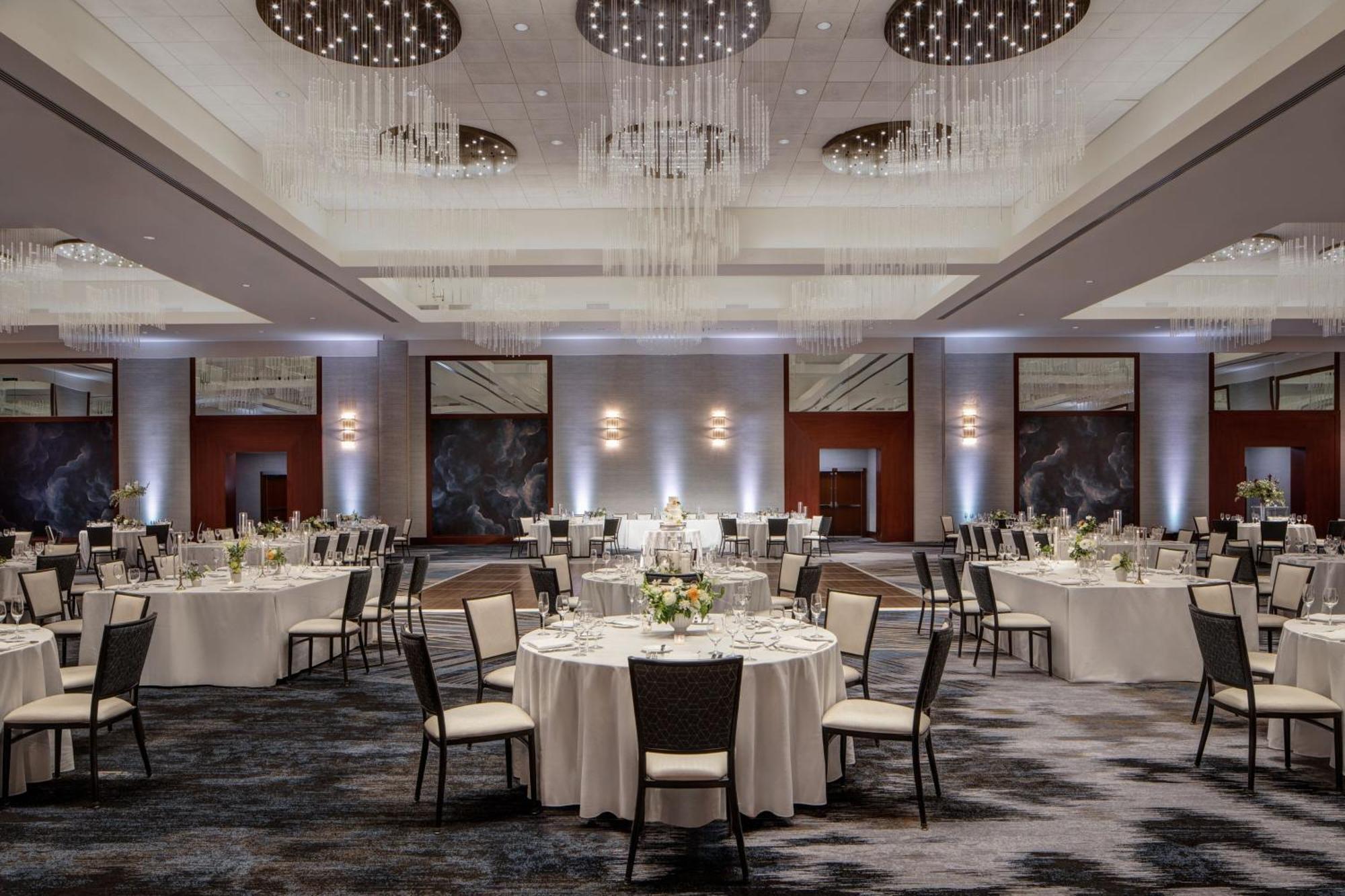 Jw Marriott Grand Rapids Hotel Екстериор снимка